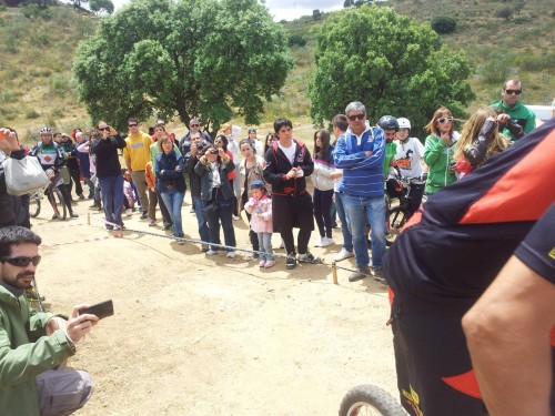 Público del campeonato de Bike Trial de Toledo