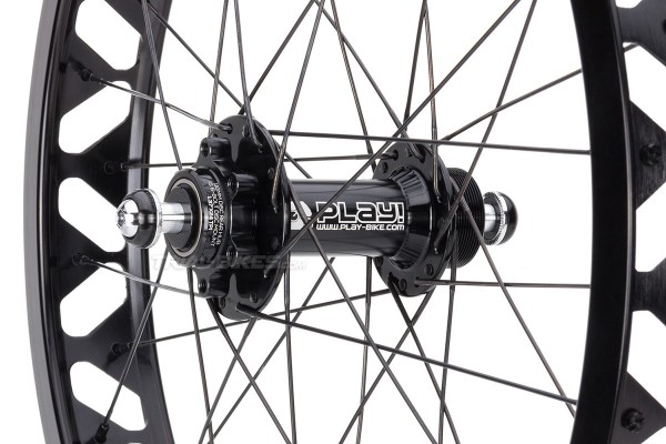Rueda trasera Play KII 19'' Disco