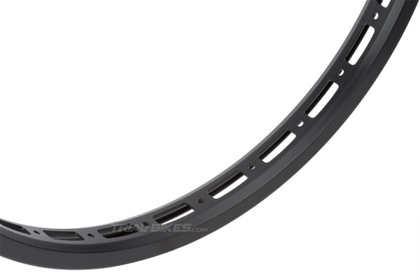Clean Expert 20’’ Front Rim