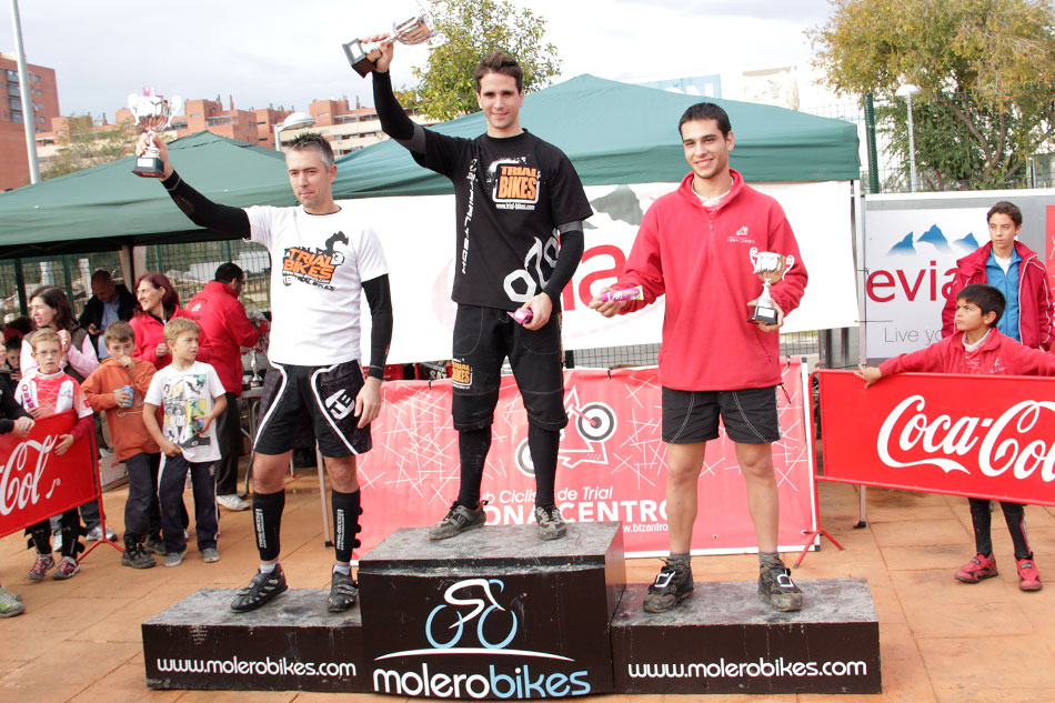 Equipo Trial-Bikes en el campeonato de Madrid Equipo Trial-Bikes en el campeonato de Madrid