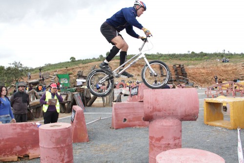Equipo TrialBikes en Zalamea Equipo-TrialBikes-en-Zalamea