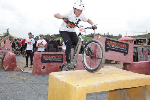 Equipo Junior de TrialBikes en Zalamea
